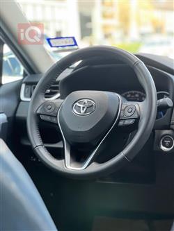 تۆیۆتا ڕاڤ 4